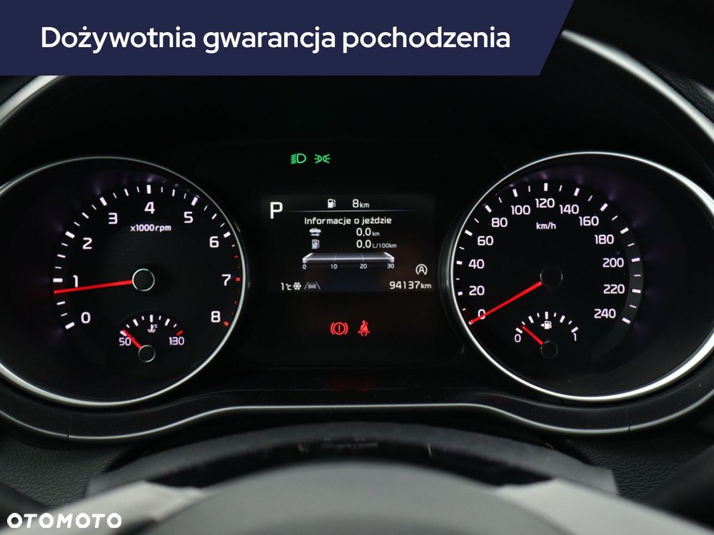Kia Ceed - 13