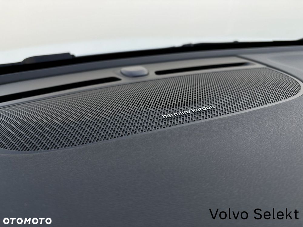 Volvo EC40 - 20