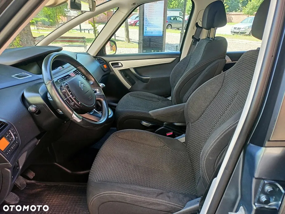 Citroën C4 Picasso - 8