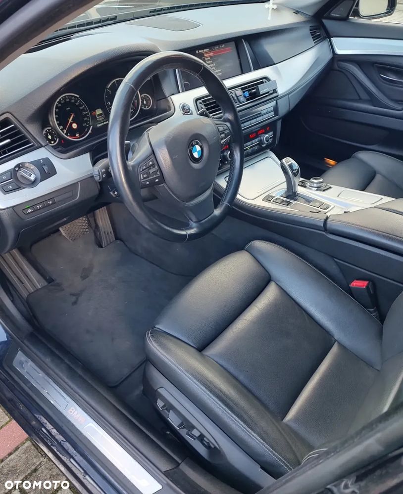 BMW Seria 5 535d Luxury Line - 22
