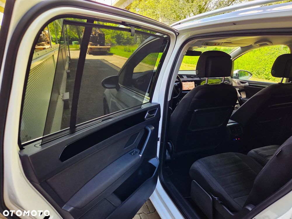Volkswagen Touran 2.0 TDI BMT Highline DSG - 32