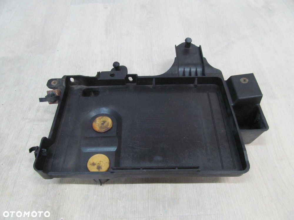 MITSUBISHI COLT VI 1.5T PODSTAWA AKUMULATORA MR989 182 - 2
