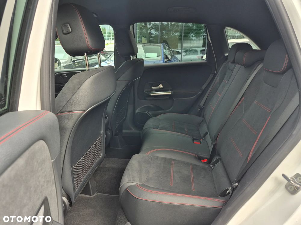 Mercedes-Benz Klasa B 200 AMG Line 7G-DCT - 16