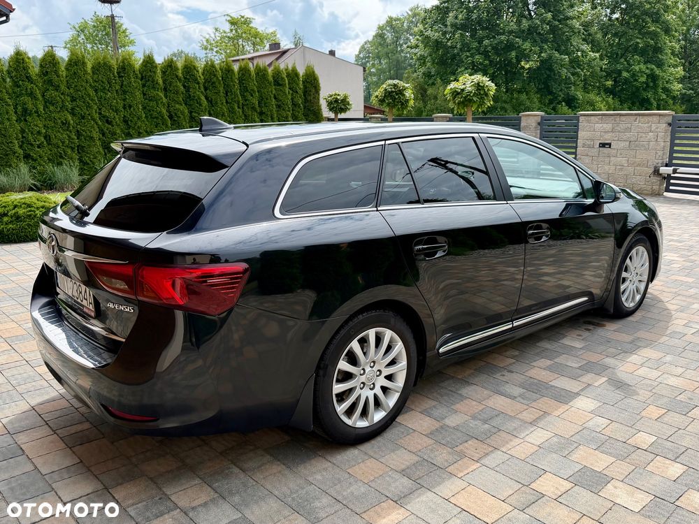 Toyota Avensis Touring Sports 1.8 Executive - 7