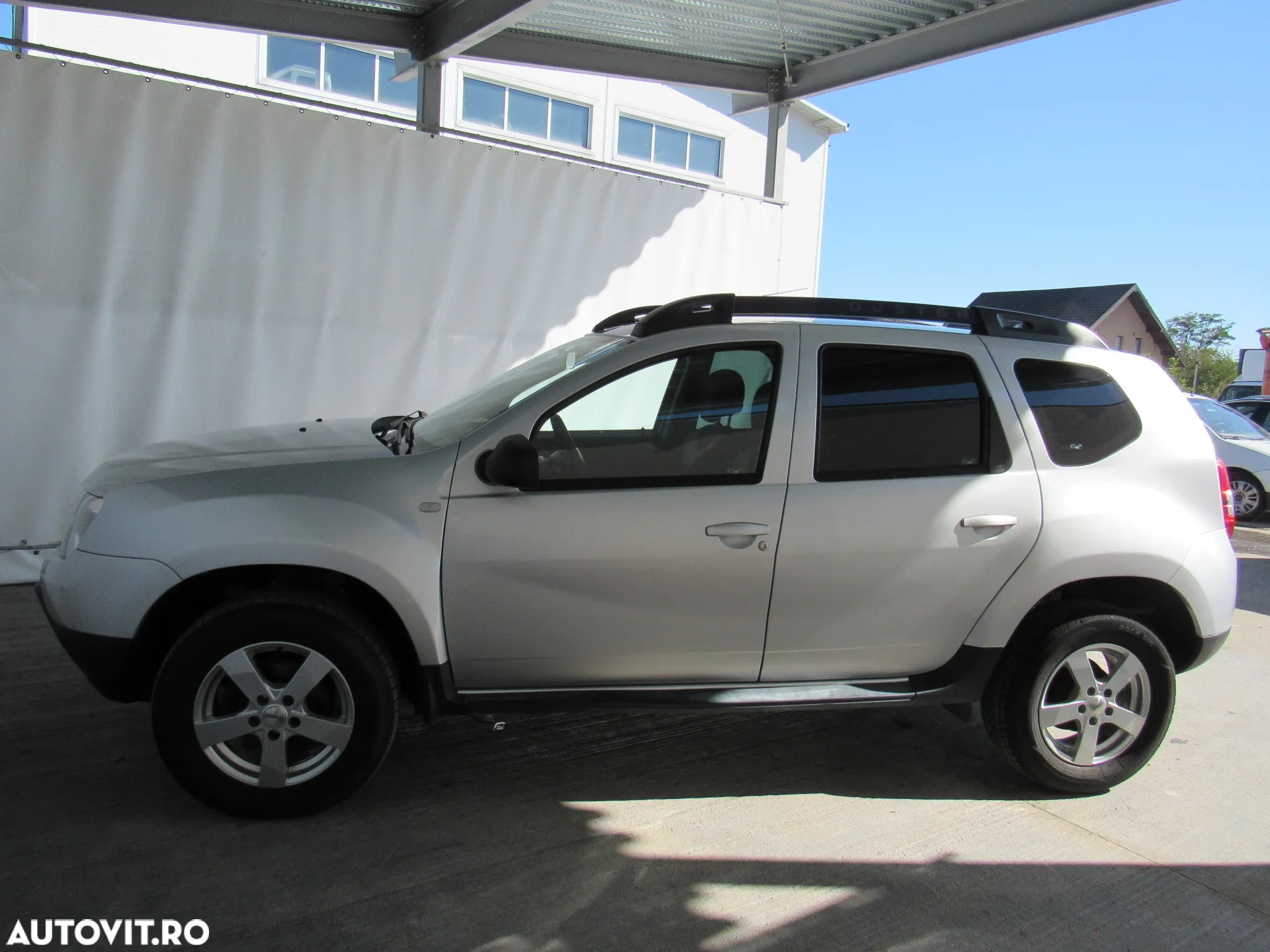Dacia Duster 1.5 dCi 4x4 Laureate - 3