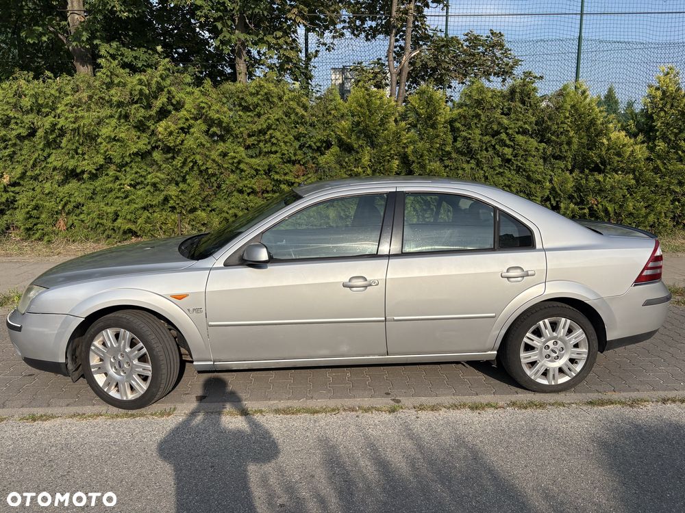 Ford Mondeo - 2