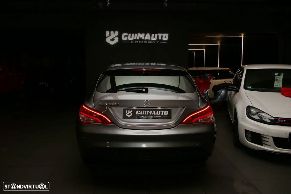 Mercedes-Benz CLA 180 Shooting Brake d Urban - 5