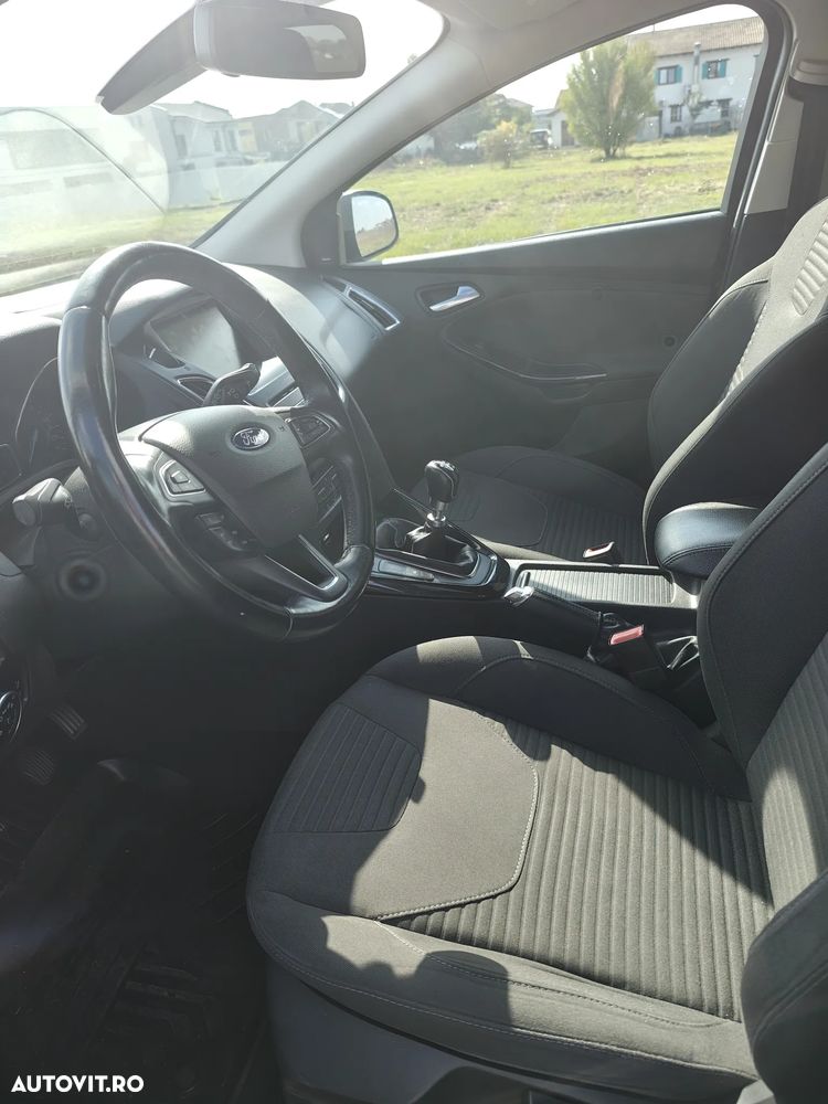 Ford Focus 1.0 EcoBoost Start Stop Titanium - 5