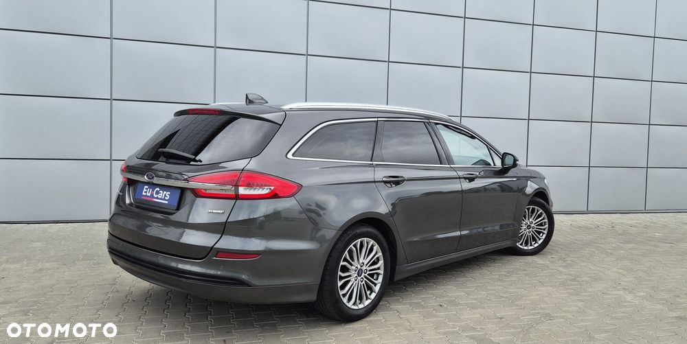 Ford Mondeo 2.0 Hybrid Titanium - 19