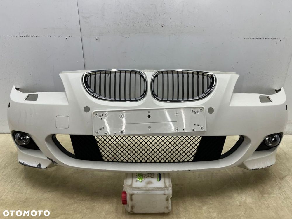 Zderzak przedni BMW 5 E60 E61 M-Pakiet 03-10r. przód 4XPDC spryski 7896582 - 1