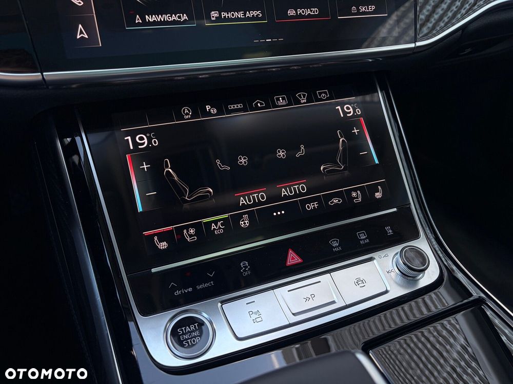 Audi A8 - 32