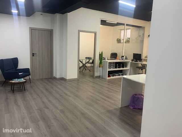 Espaço com 377m2 no centro de Torres Novas ( Comercio e Serviços ) - Grande imagem: 5/12