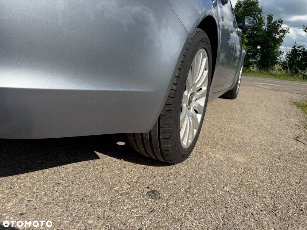 Opel Insignia 1.8 Design Edition - 9