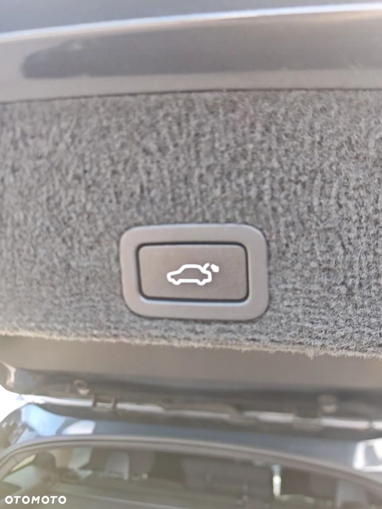 Volvo XC 60 D3 AWD Momentum - 18