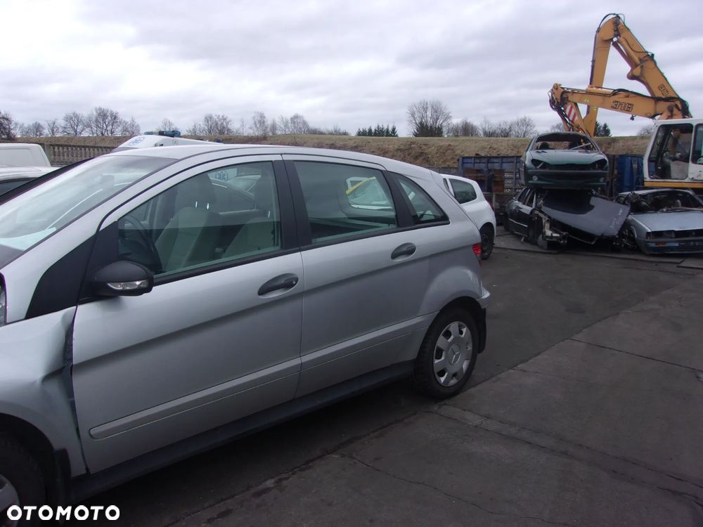 DRZWI Przód Prawe Lewe Mercedes B-klasa W245