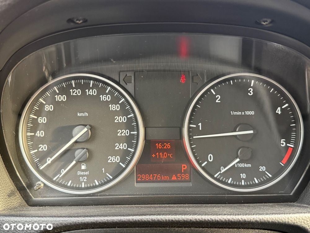 BMW Seria 3 320d Touring Sport-Aut Blue Performance Luxury Line - 28