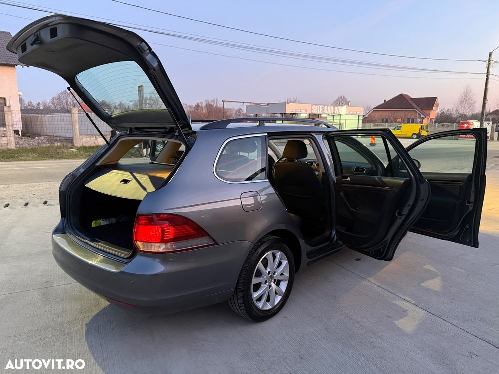 Volkswagen Golf 1.6 TDI BlueMotion Technology Trendline - 27