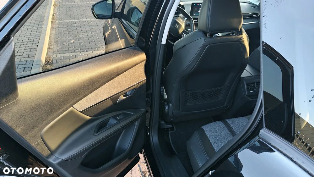 Peugeot 3008 BlueHDi 150 Stop & Start Allure - 17