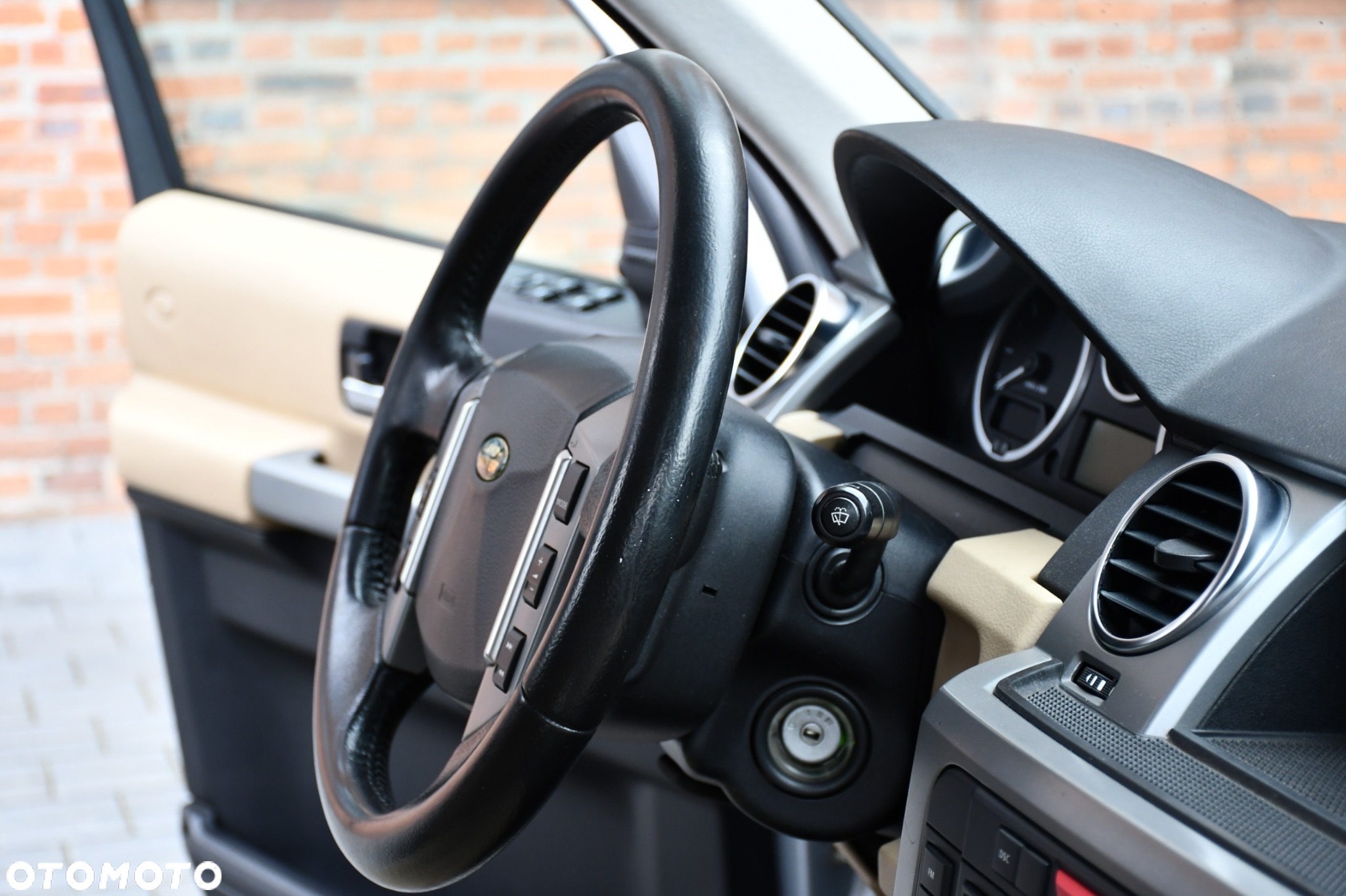 Land Rover Discovery - 15