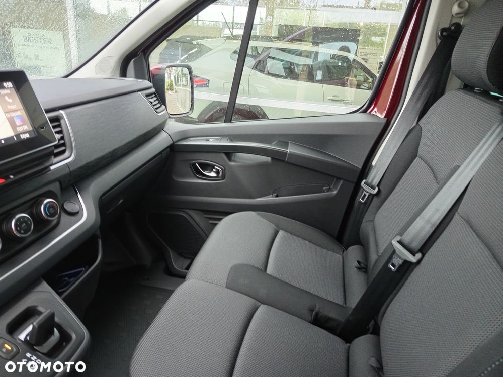 Renault Trafic - 13