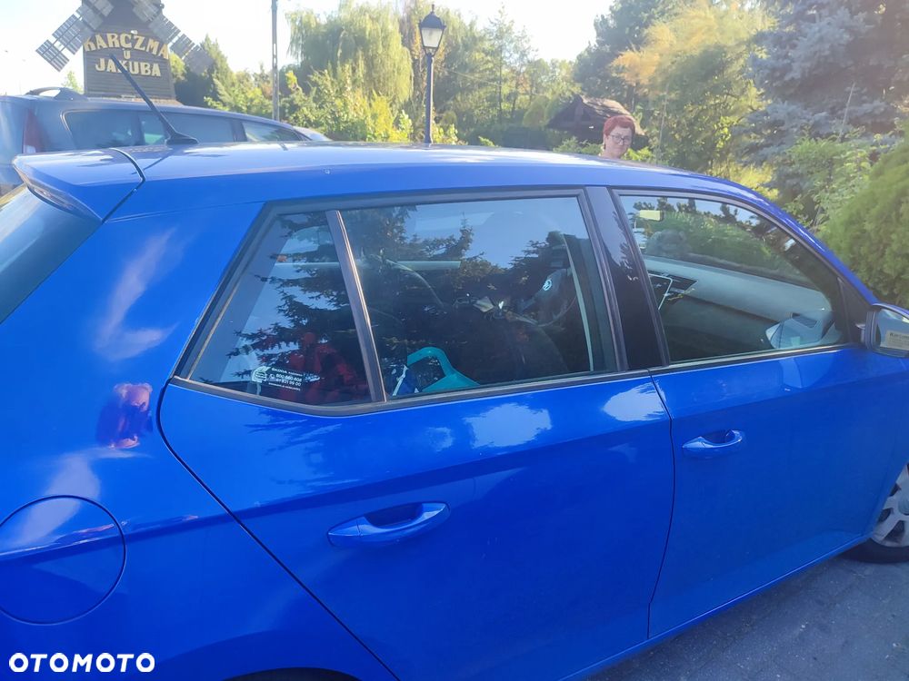 Skoda Fabia 1.0 Edition - 2