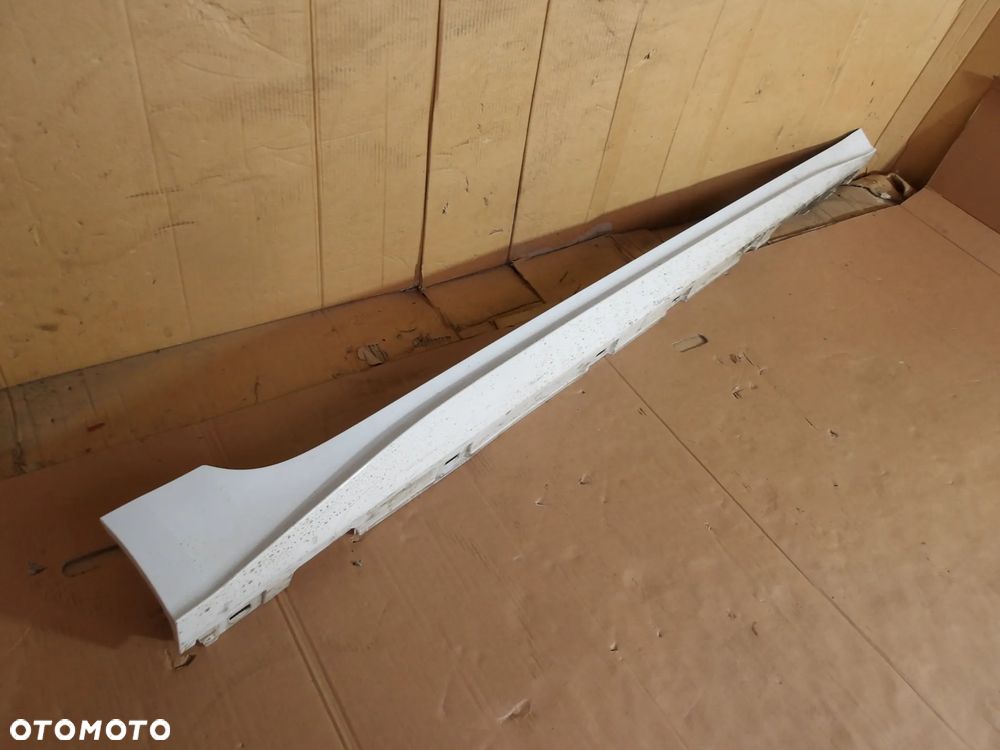 LISTWA PROGOWA AUDI A5 8W8 8W8853859 8W8853860F - 1