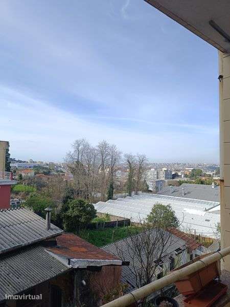Alugo apartamento T2 em Gaia - Grande imagem: 2/12