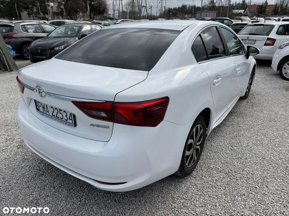 Toyota Avensis 1.6 D-4D Active - 6