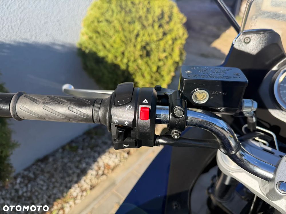 Suzuki Bandit - 25