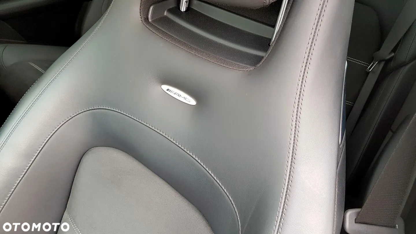 Mercedes-Benz Klasa C 63 AMG Coupe AMG SPEEDSHIFT MCT Edition 507 - 14
