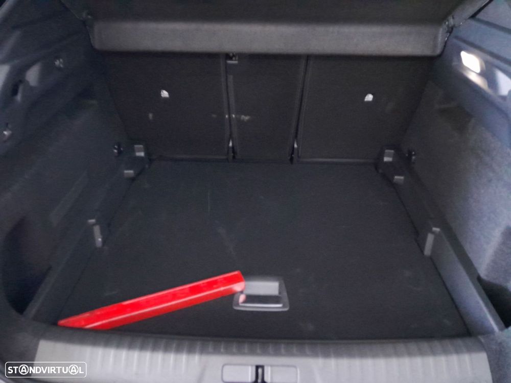 Peugeot 3008 1.2 Hybrid GT e-DCS6 - 24