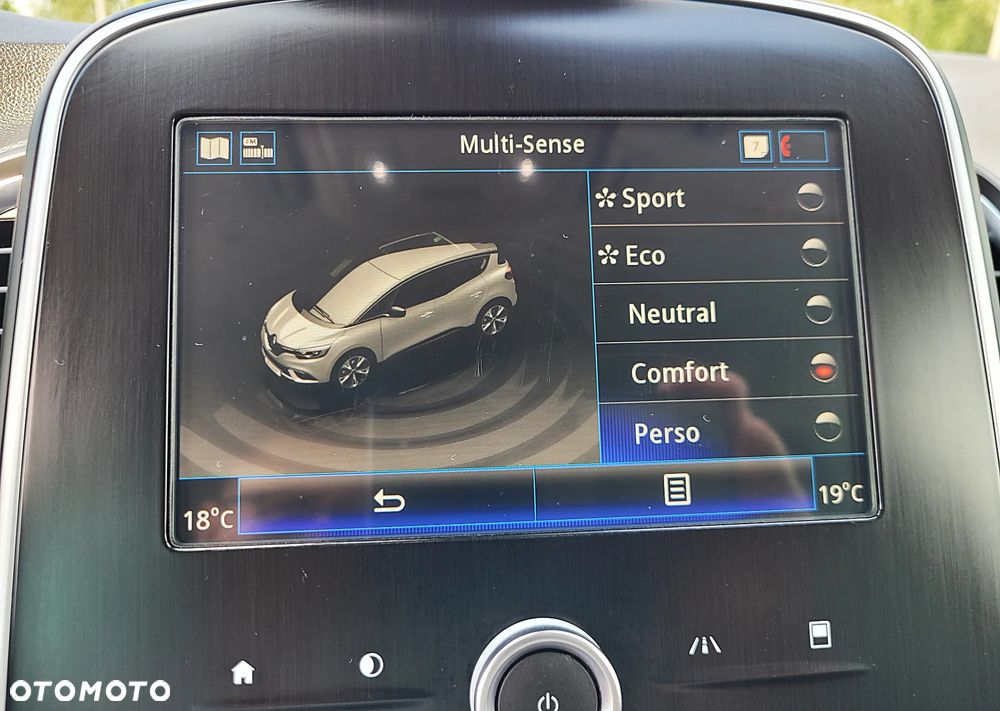 Renault Scenic ENERGY TCe 130 INTENS - 25