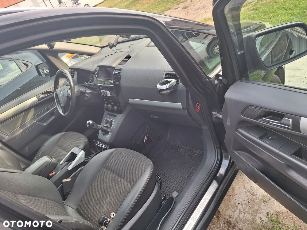 Opel Zafira 1.8 Cosmo - 7