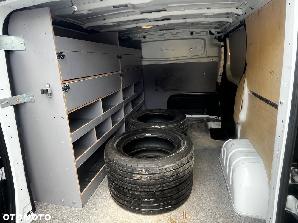 Renault Trafic - 20