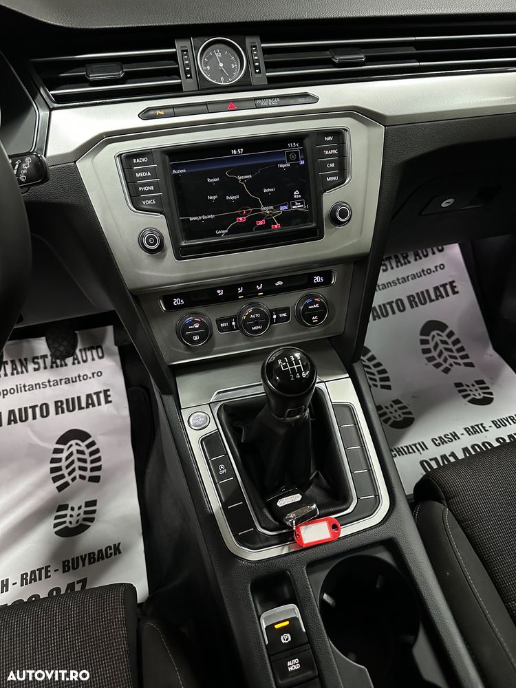 Volkswagen Passat 1.6 TDI Comfortline - 9