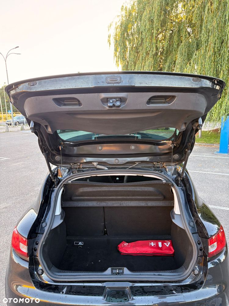 Renault Clio 0.9 Energy TCe Limited EU6 - 20