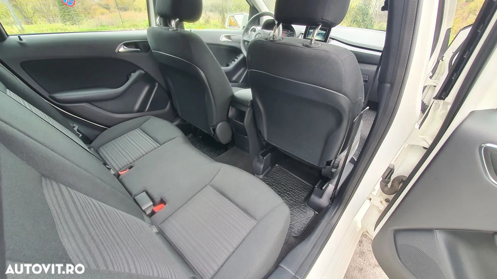 Mercedes-Benz B 160 - 11