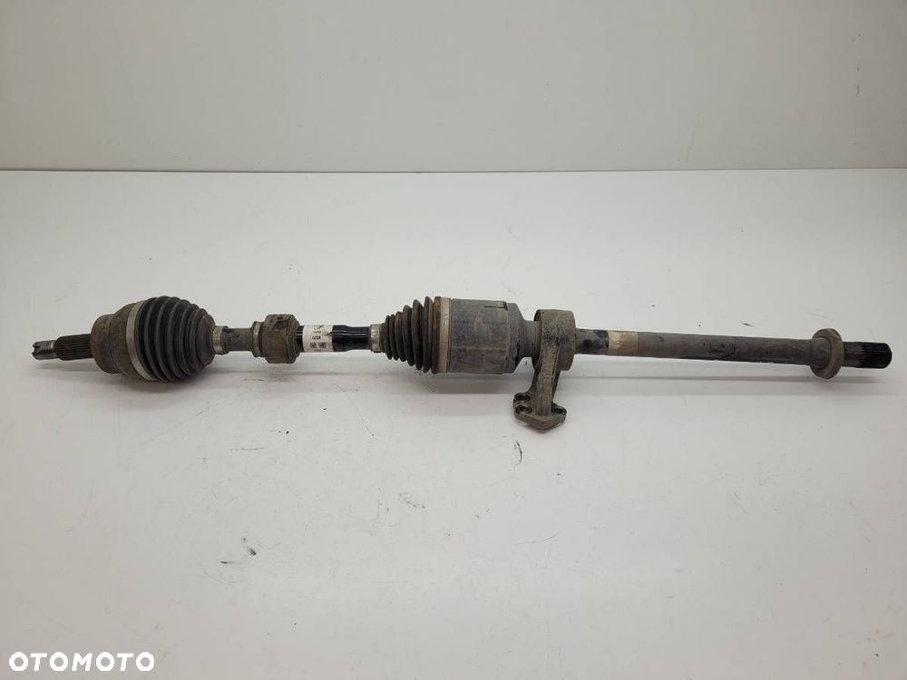 PÓŁOŚ PRZÓD PRZEDNIA PRAWA DŁUGA AUTOMAT KIA SOERNTO IV 49501P2050 - 1