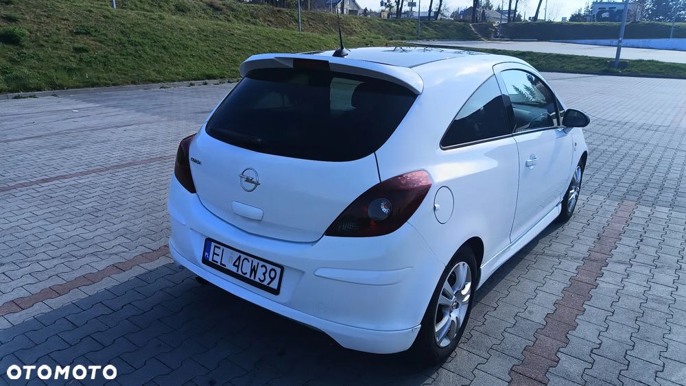 Opel Corsa 1.4 16V Limited Edition - 29