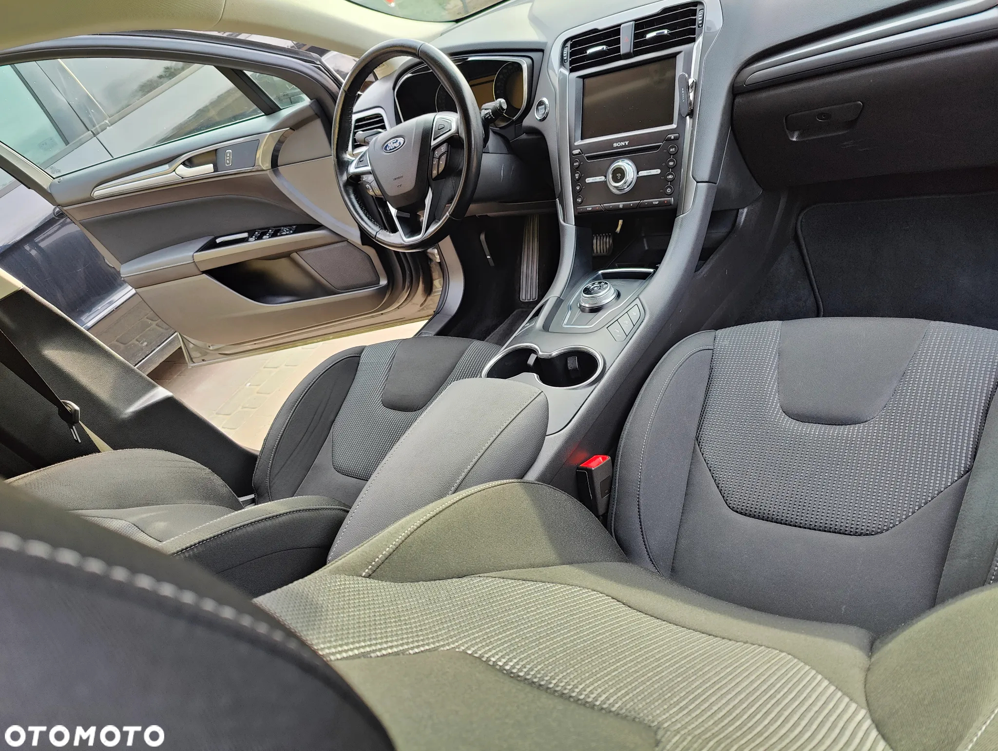 Ford Mondeo 2.0 EcoBlue Executive Plus - 14