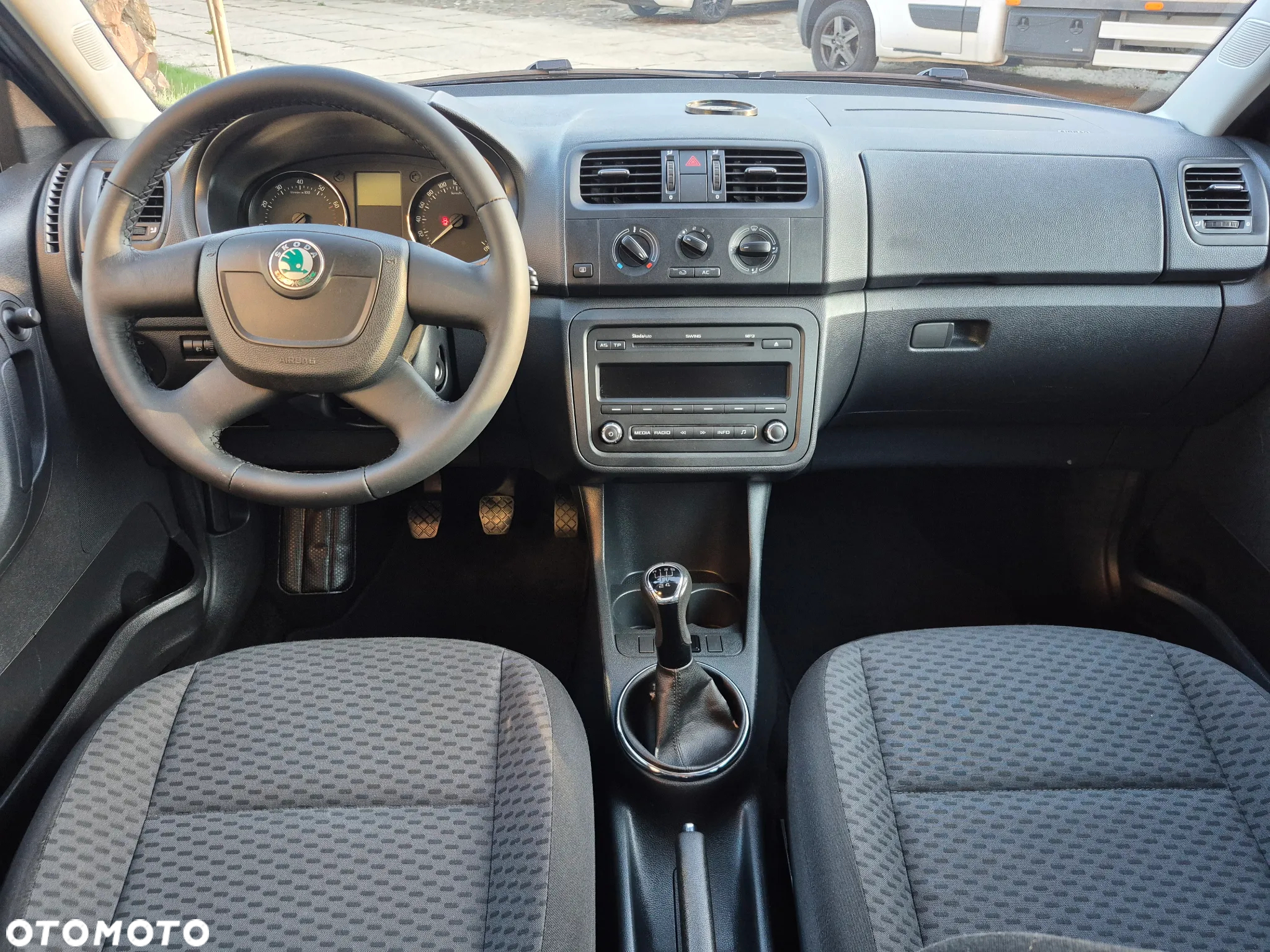 Skoda Fabia 1.2 HTP Ambiente - 8