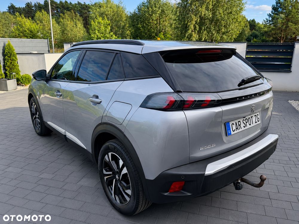 Peugeot 2008 1.2T Allure S&S - 6