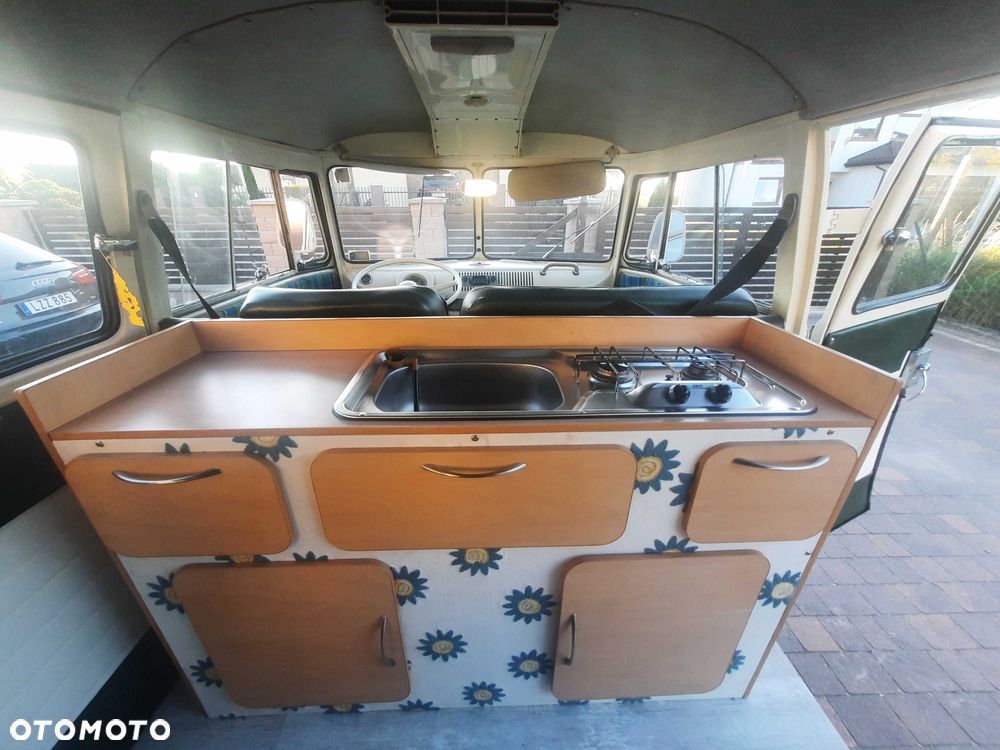 Volkswagen Transporter - 3