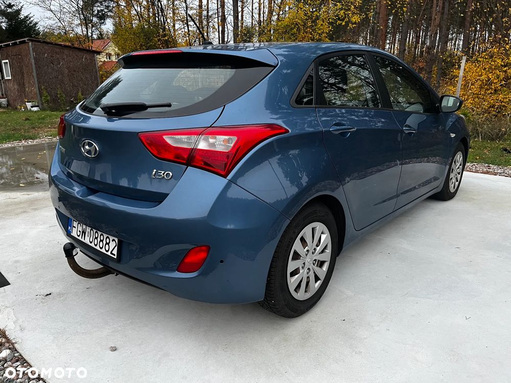 Hyundai i30 1.6 CRDi Comfort - 23