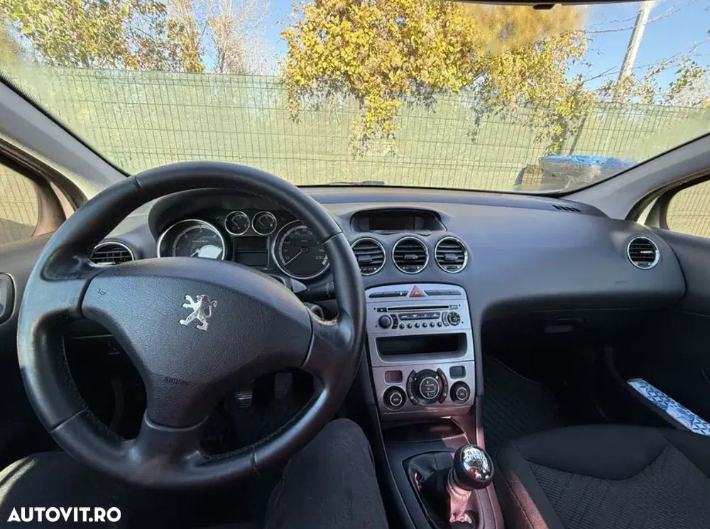 Peugeot 308 1.6HDi Confort Pack - 3