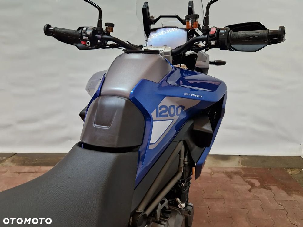 Triumph Tiger - 34