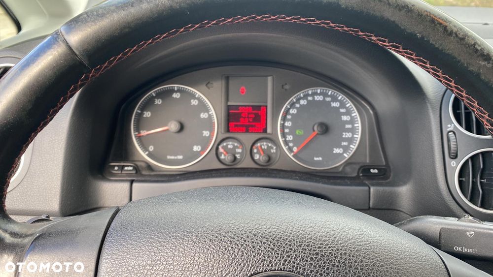 Volkswagen Golf Plus - 11