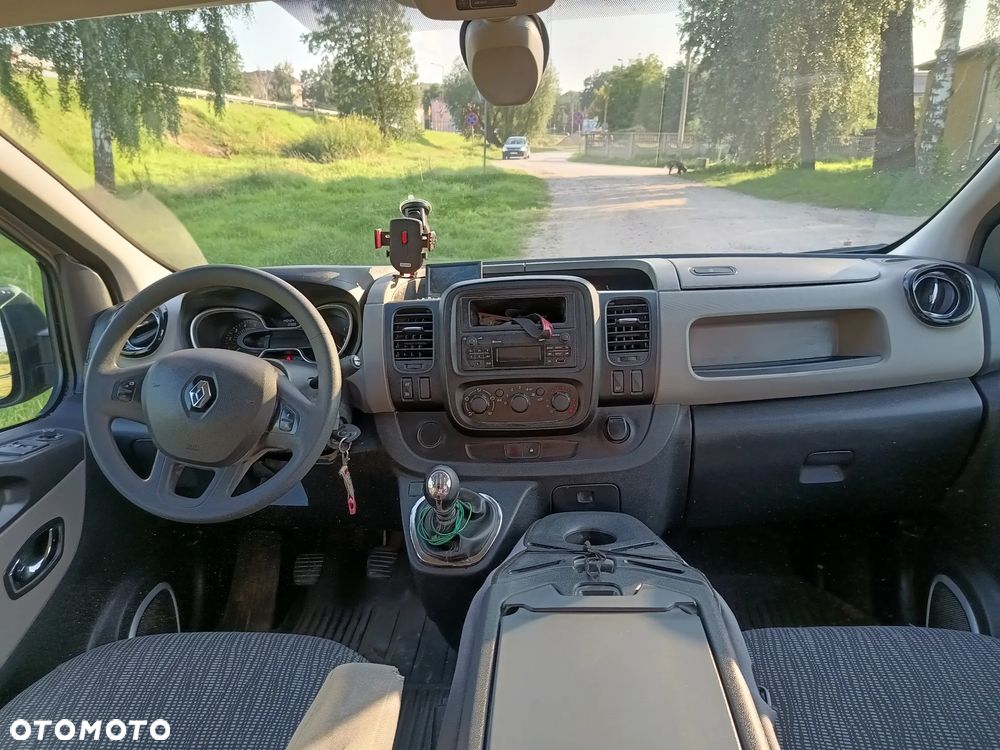 Renault Trafic - 2