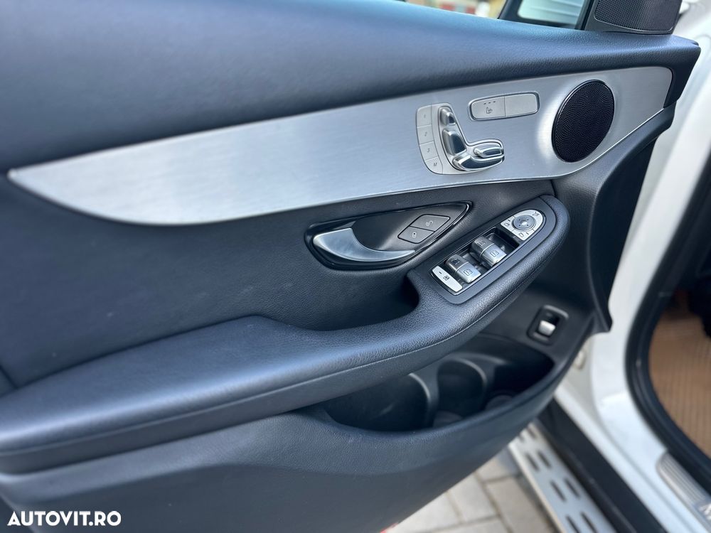 Mercedes-Benz GLC 220 d 4MATIC 9G-TRONIC AMG Line - 10