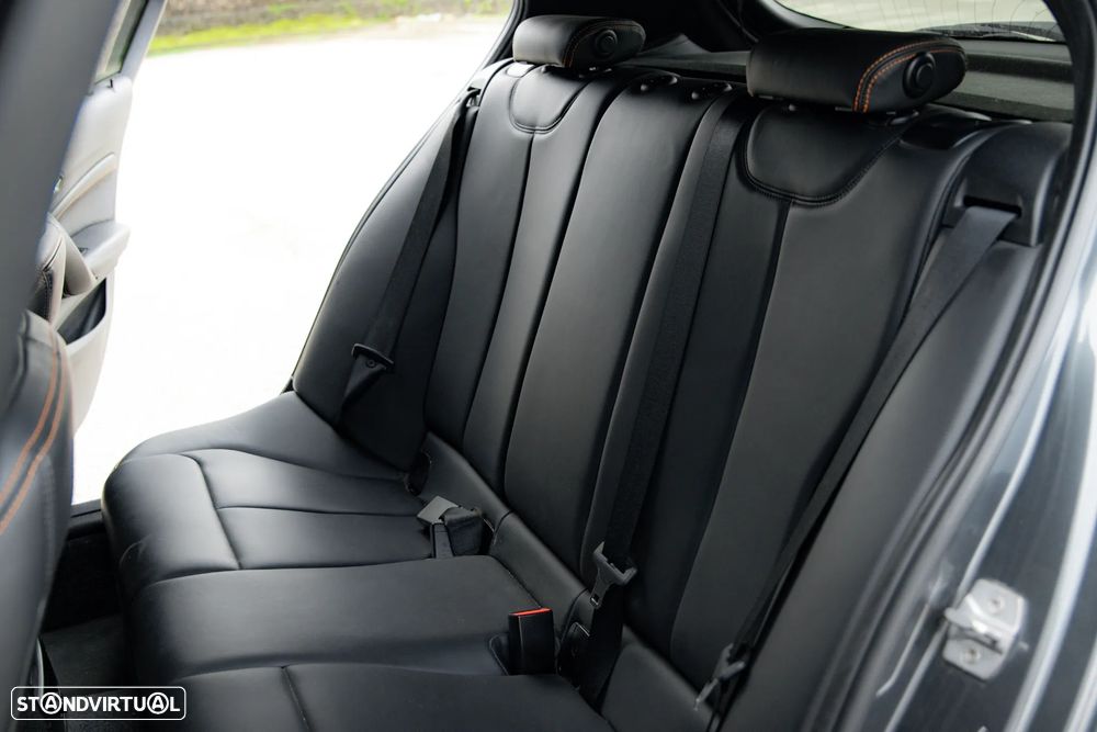 BMW M135i xDrive - 20